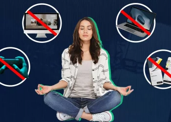 How Can Digital Decluttering Help You Reduce Screen Time, Clear Mental Clutter, and Reclaim Energy for Fitness?